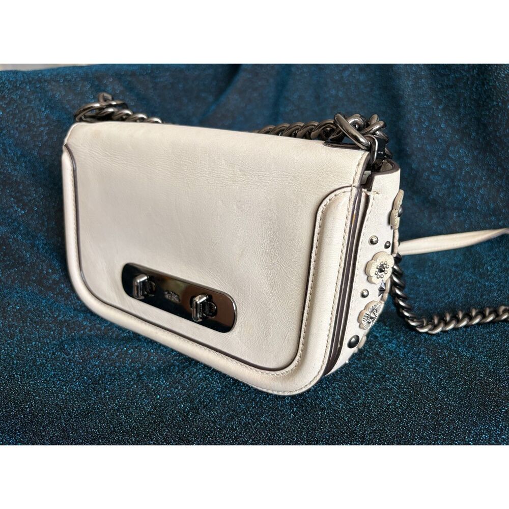 Coach Swagger 20 Willow Flora Tea Rose Crossbody Bag Glovetanned Leather Chalk